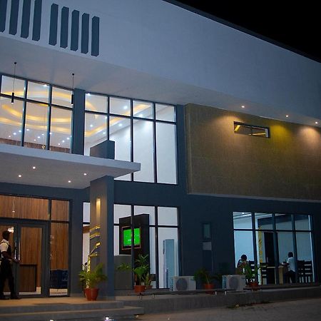 Hotel Capitol Ikeja Exterior foto
